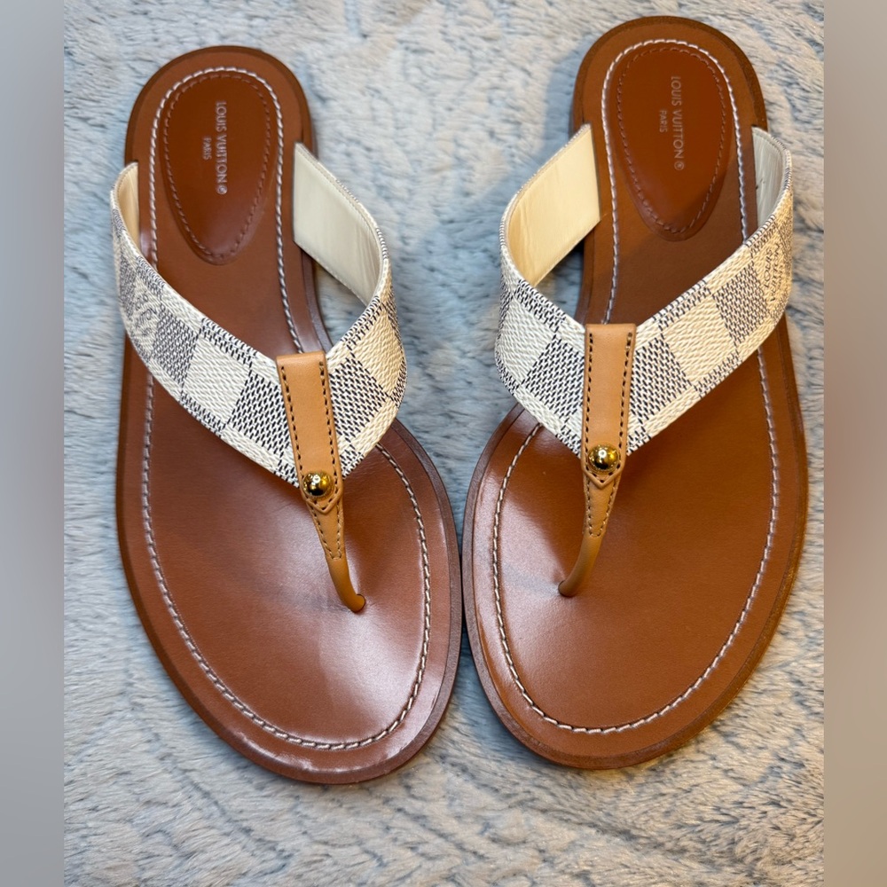 ***SOLD***Louis Vuitton Sunny Flat Thong, Damier Azur 38.5